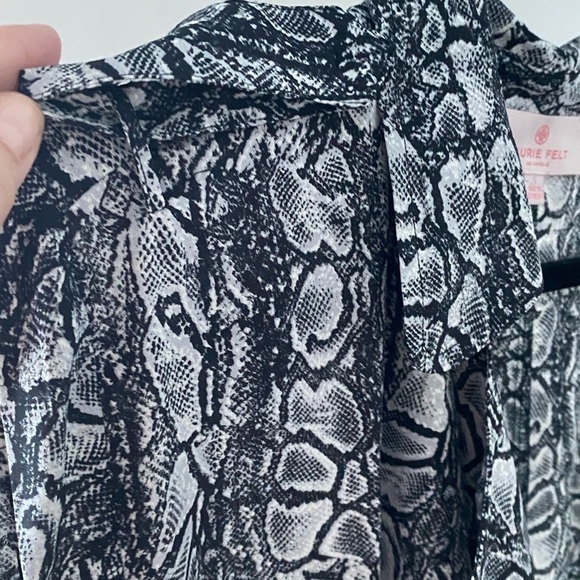 Laurie Felt Animal-Print Duster BLACK SNAKE Small Polyester Printed - Picture 13 of 16